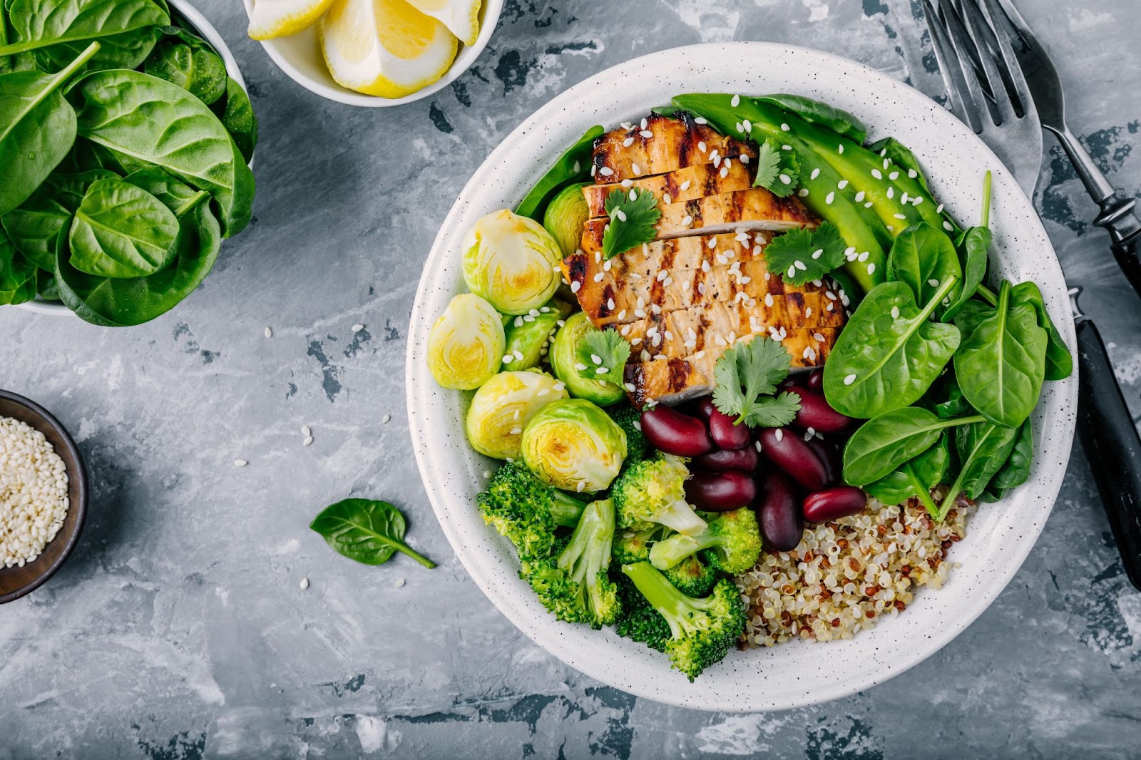 Image of a healthy buddha bowl for lunch